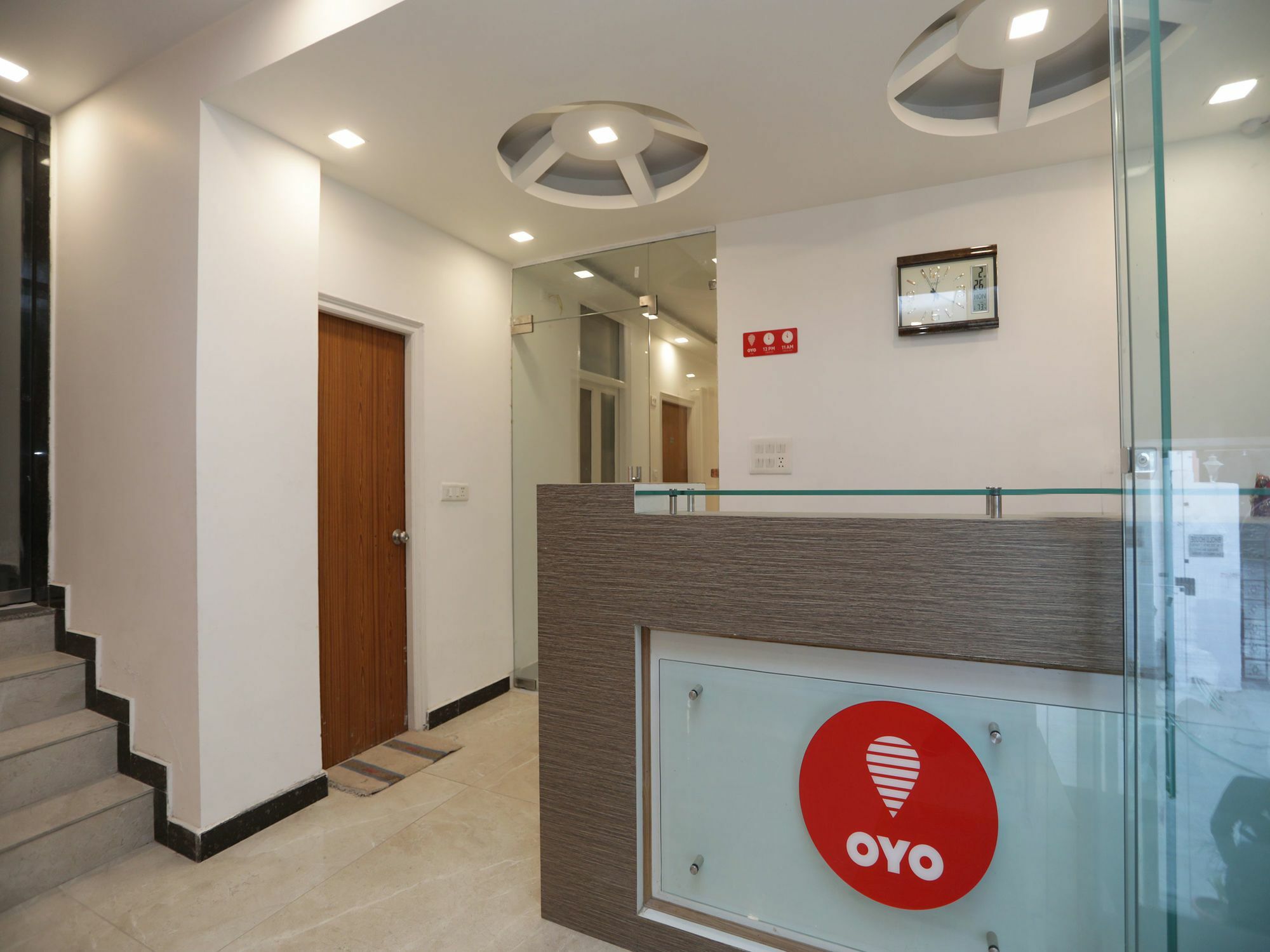 Oyo Hotel Qubic Stay Új-Delhi Kültér fotó